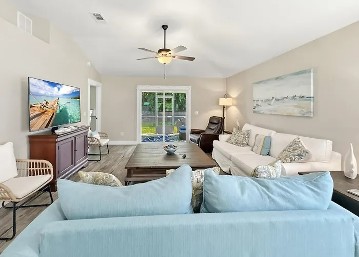 Captains Quarters- New Listing Holiday home *