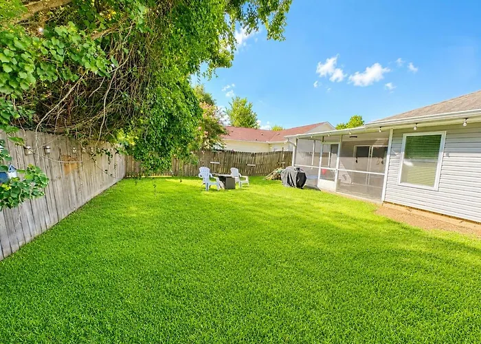 Holiday home Captains Quarters- New Listing *